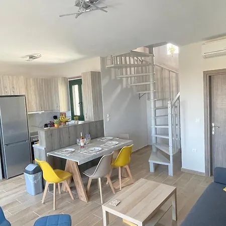 Loris'house *