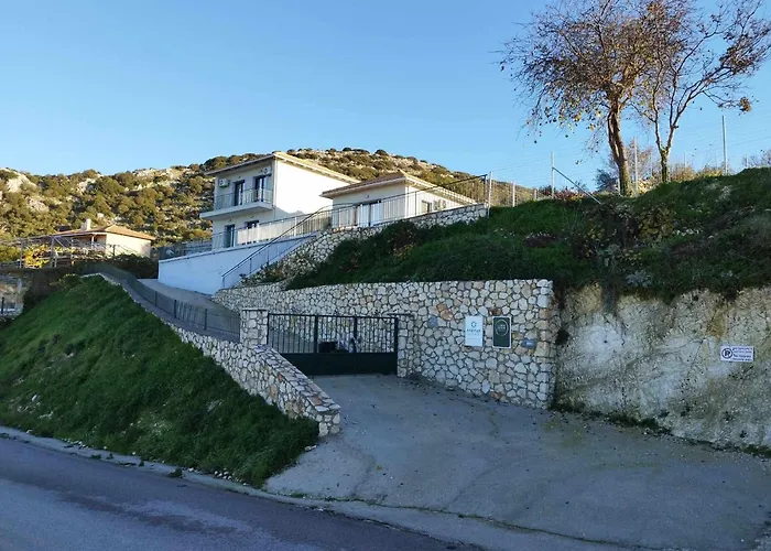 Loris'house *